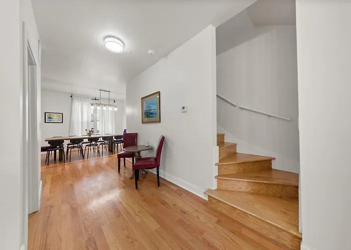 Perfect Location Across From Park & Train Station * Chicago